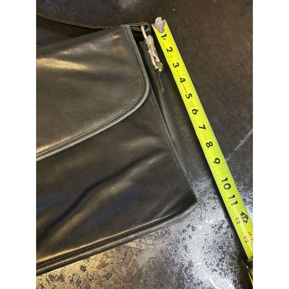 Vintage Black Leather Briefcase With Shoulder Strap Silver Clasp - Picture 12 of 15